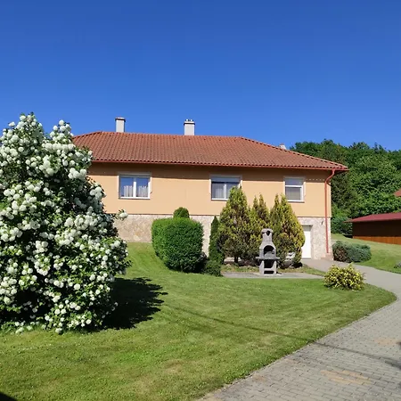 Jazmin Apartmanhaz Szentgotthard